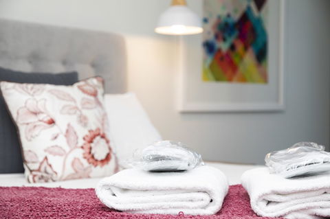 Signature Waterfront Apartments - Hotel Accommodation 6