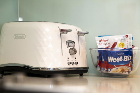 Signature Waterfront Apartments - Hotel Accommodation 7