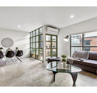 Sophisticated modern 3 bed home in foodie paradise - Hotel Accommodation