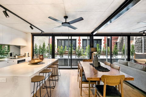 Stylish Apartment In Unique Church Development - Hotel Accommodation 0