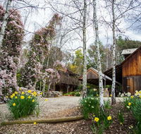 Lothlorien - Hotel Accommodation