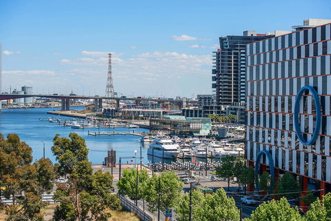 Peppers Docklands - Hotel Accommodation 3