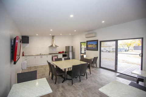 All Seasons Mildura Holiday Park - Hotel Accommodation 6