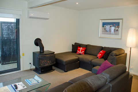 5 Whitecrest Great Ocean Road Resort - Ocean Views - Hotel Accommodation 17