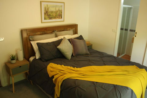 4 Autumn Grove - Hotel Accommodation 1