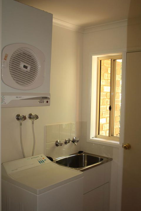 4 Autumn Grove - Hotel Accommodation 8