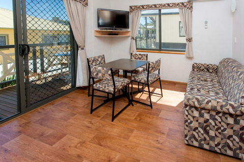 BIG4 Whiters Holiday Village - Hotel Accommodation 34