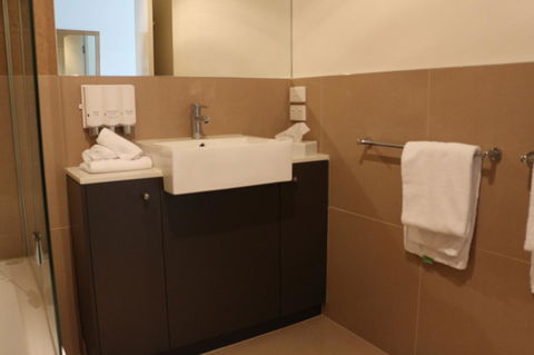 Bairnsdale International - Hotel Accommodation 24