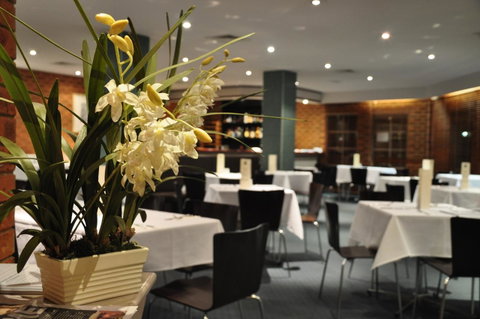 Quality Hotel Melbourne Airport - Hotel Accommodation 9
