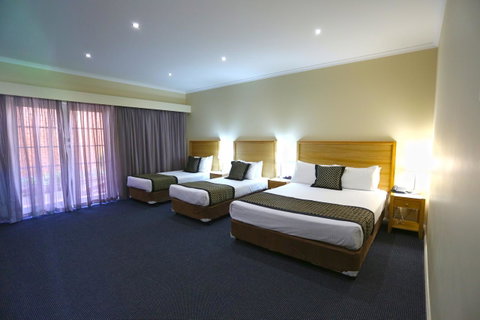 Quality Hotel Melbourne Airport - Hotel Accommodation 26