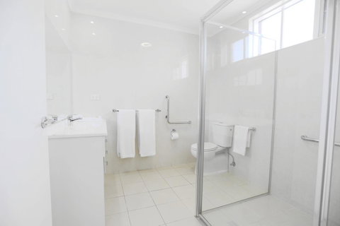 Quality Hotel Melbourne Airport - Hotel Accommodation 30
