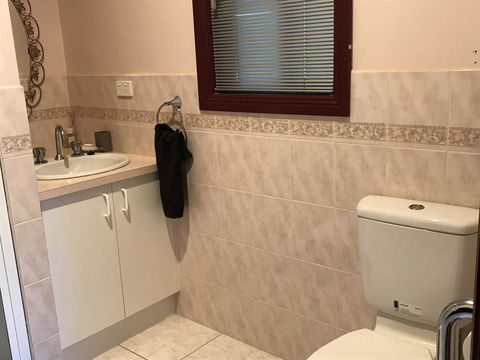 Eagle Bay Views - Hotel Accommodation 9