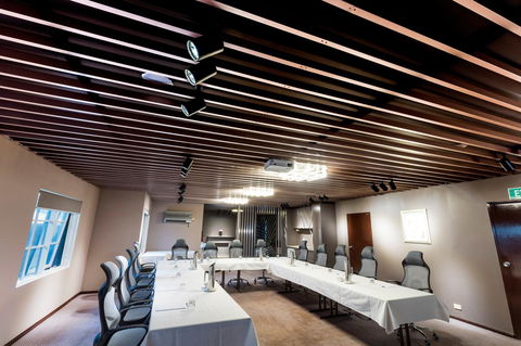 Eltham Gateway Hotel & Conference Centre - Hotel Accommodation 11