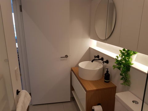 Ivanhoe Apartments - Hotel Accommodation 24