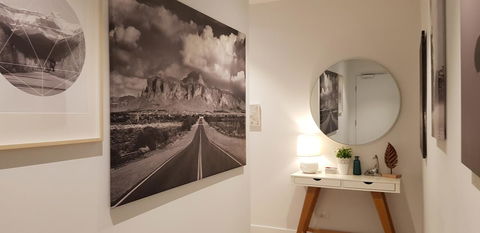 Ivanhoe Apartments - Hotel Accommodation 3