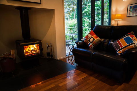 Ashwood Cottages - Hotel Accommodation 26