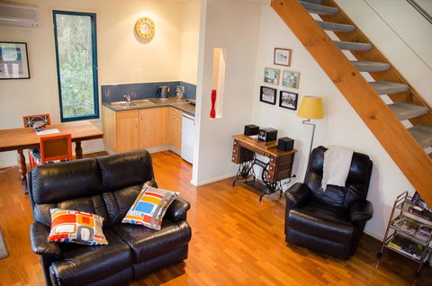 Ashwood Cottages - Hotel Accommodation 23