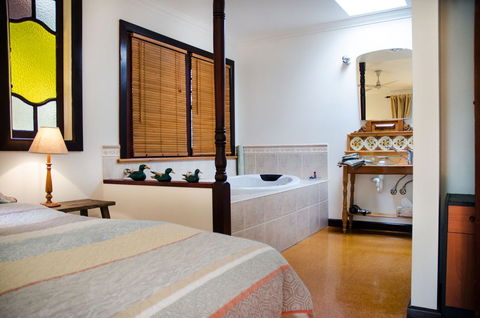 Ashwood Cottages - Hotel Accommodation 13