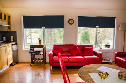 Ashwood Cottages - Hotel Accommodation 14