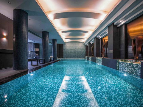 Quay West Suites Melbourne - Hotel Accommodation 3