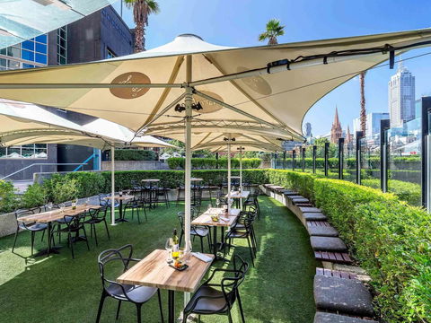 Quay West Suites Melbourne - Hotel Accommodation 25
