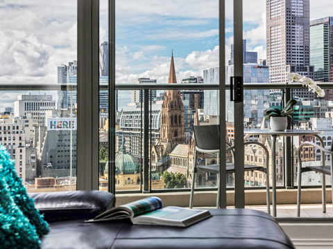Quay West Suites Melbourne - Hotel Accommodation 40