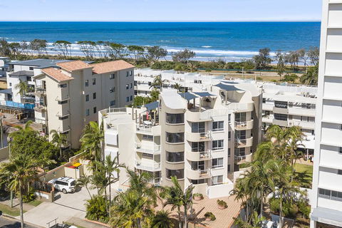 The Burlington Holiday Apartments - Hotel Accommodation 2