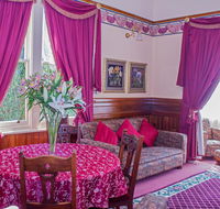 The Duck House - Hotel Accommodation