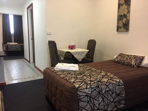 The Esplanade Motel - Hotel Accommodation 3