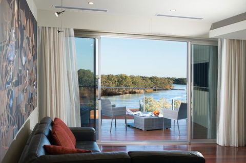 The Frames - Hotel Accommodation 1