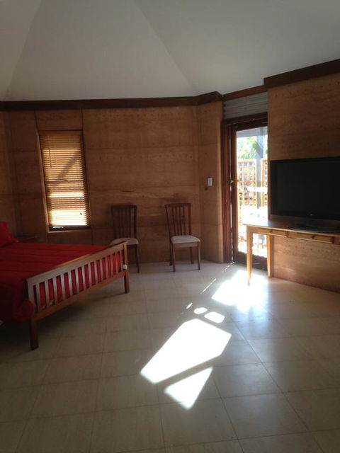 The Folly - Hotel Accommodation 2