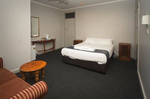 The George Hotel - Hotel Accommodation 3