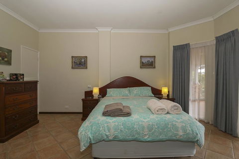 The Good Life B&B - Hotel Accommodation 2