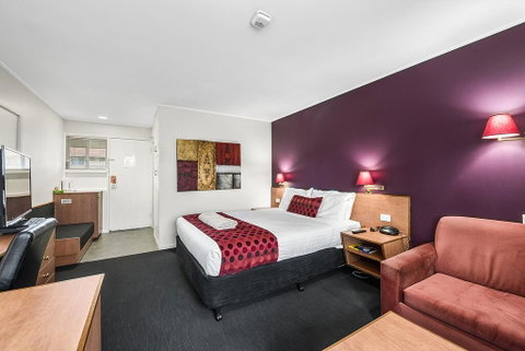 The Henty - Hotel Accommodation 3