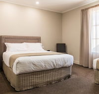 The Lighthouse Hotel - Hotel Accommodation
