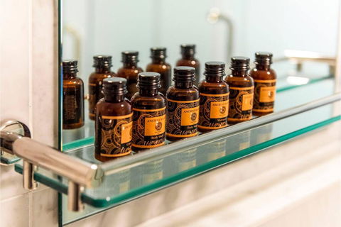 The Nest - Spacious Studio On Newcastle St With Roof Terrace - Hotel Accommodation 3