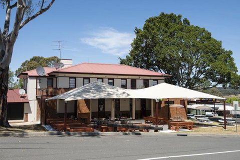 The Oaks Hotel - Hotel Accommodation 0