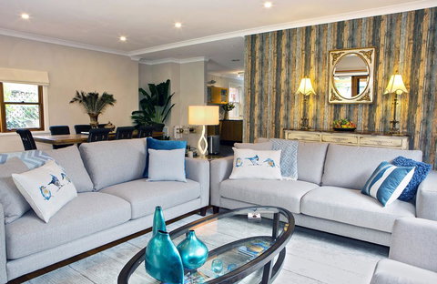 The Orange Fox - Hotel Accommodation 1