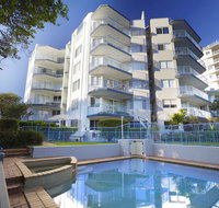 The Outlook U8/9 Hume Parade - Hotel Accommodation