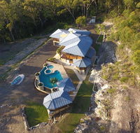 The Pool House - Hotel Accommodation