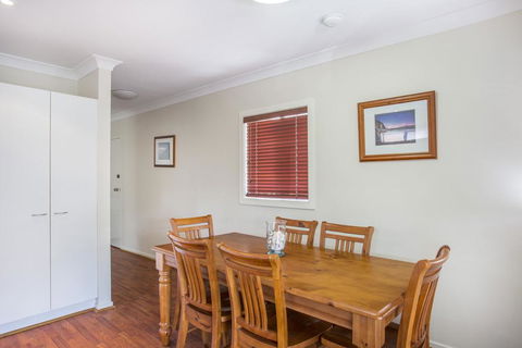 The Sands - 4/46 Jones Avenue Mollymook - Hotel Accommodation 2