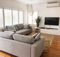 The Seaside Beachhouse Mollymook - Hotel Accommodation