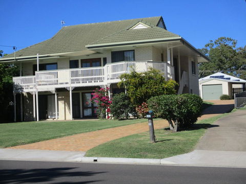 The Sun And The Sea In Hervey Bay - Hotel Accommodation 0
