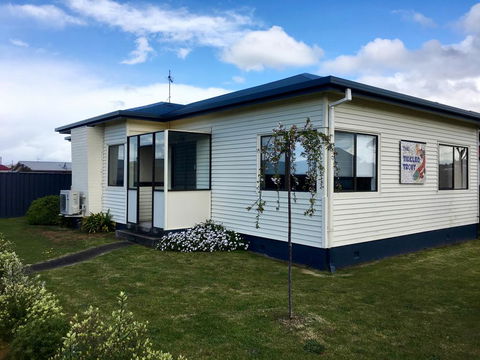 The Tickled Trout - Hotel Accommodation 1