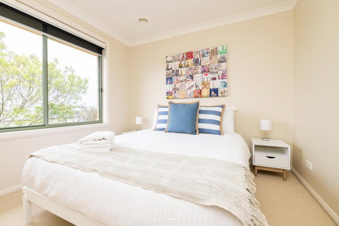 The Tinnock Entertainer Large & Comfy + Wifi - Hotel Accommodation 2