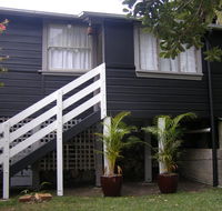The Tree House 6 Gowing Street - Hotel Accommodation