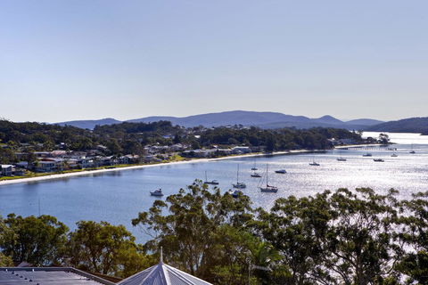The Ultimate Ocean View - A Luxury Home - Hotel Accommodation 2