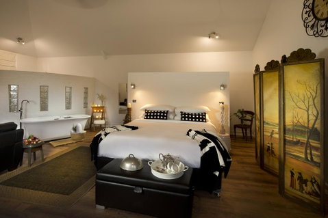 The Villa - Hotel Accommodation 1
