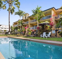 The York Beachfront Holiday Apartments - Hotel Accommodation