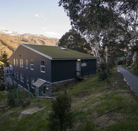 Thredbo YHA - Hotel Accommodation